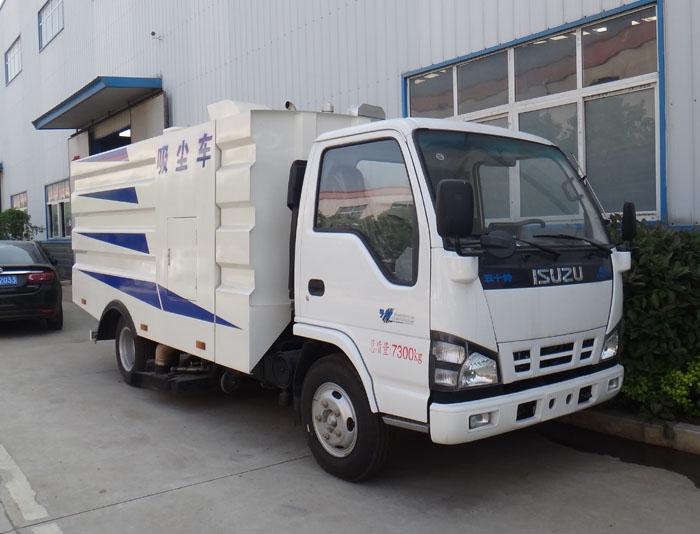 東風(fēng)多利卡吸塵車(chē)配置